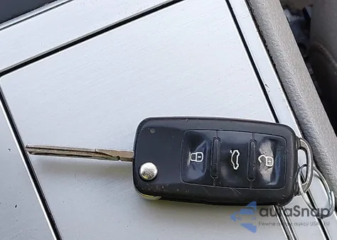 2012 Volkswagen Passat 2.5L Se из США, поврежденный, VIN 1VWBP7A39CC060588